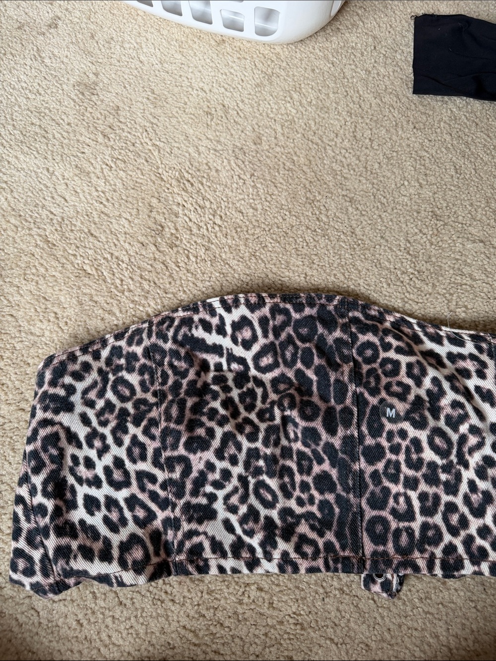 PacSun Leopard Print Strapless Crop Top in Brown and Black